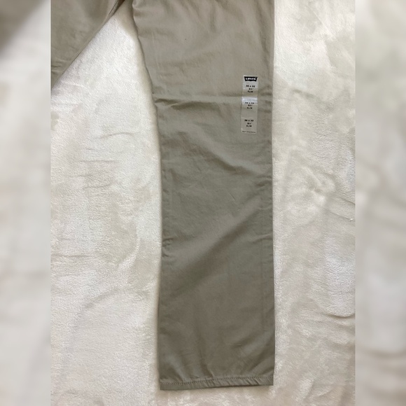 Mens Levi’s 511 36X32 | Slim Cut Khakis | 2015 | NWT - Picture 8 of 15